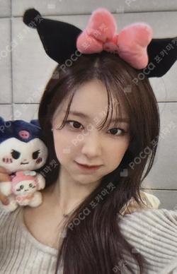 Only cry in the rain NY MUSIC Chuu photocard image
