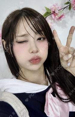 Only cry in the rain MINIRECORD Chuu photocard image