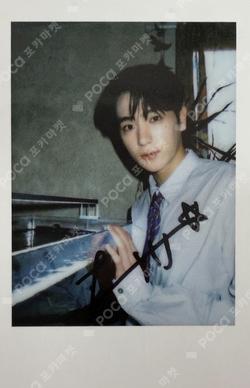 Oat Magazine HYUNJAE photocard image