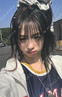 HOT SAUCE KTOWN4U LUCKY DRAW AHYEON photocard image