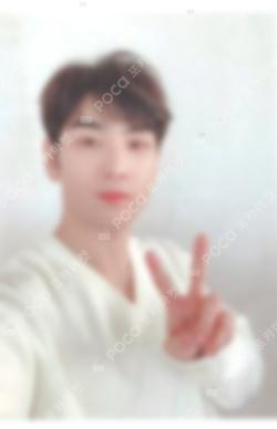 THE WOOD BAEKHO photocard image