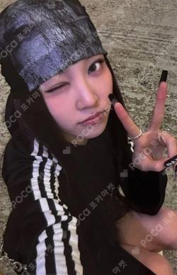 FAMOUS KTOWN4U LUCKY DRAW YOUNGSEO photocard image