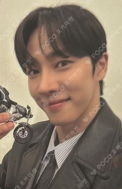 HIGHLIGHT LIVE 2025 [RIDE OR DIE] REWARD LEE GI KWANG photocard image