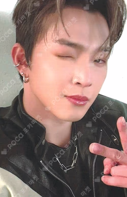 Sun goes down [POCAALBUM] LEEDO photocard image