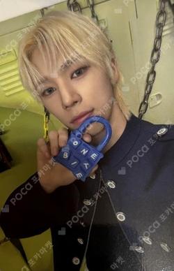 One Bite Limited Edition B SO GEON photocard image