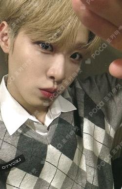 PINK CRUSH JUMP UP Seong Min photocard image