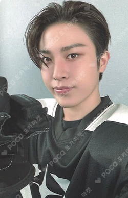 TREASURE 2025 SEASON’S GREETINGS the SameE