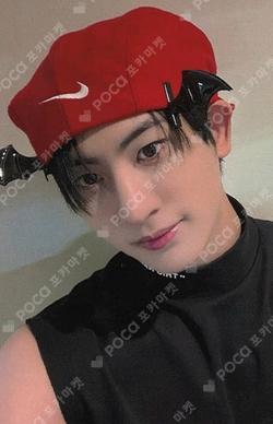 YOUNI-T MUSICART LUCKY DRAW HYUNGSEOK photocard image