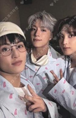 Go Back To The Future Benefit Unit photocard image