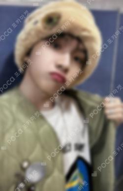 WHO!   Shopee WOONHAK photocard image