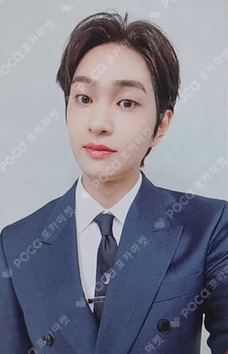 PERCENT (%) POP-UP STORE RANDOM TRADING CARD