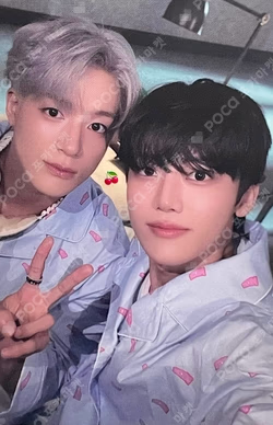 Go Back To The Future Benefit Unit photocard image