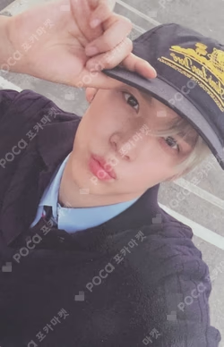 ODYSSEY Walmart Exclusive EUNSEOK photocard image