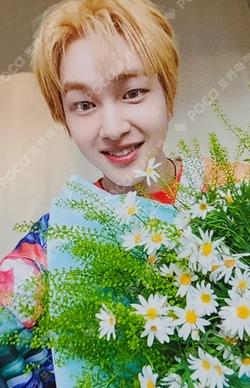 PERCENT (%) POP-UP STORE RANDOM TRADING CARD ONEW photocard image