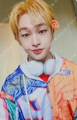 PERCENT (%) POP-UP STORE RANDOM TRADING CARD ONEW photocard image