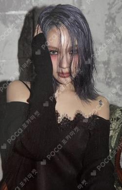 Apocalypse : From us W ver. LIMITED SIYEON photocard image