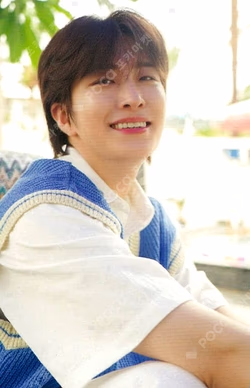 T.P.O PLVE ALBUM B ver. YOUNGJAE photocard image