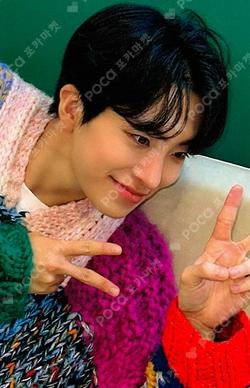 2025 SEASON’S GREETINGS [THE Classic] SOUND WAVE YOUNGJAE photocard image