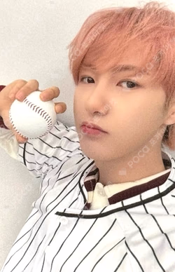 Go Back To The Future APPLEMUSIC LUCKY DRAW RENJUN photocard image