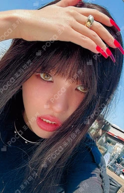 We are DEAR MY MUSE SOYEON photocard image