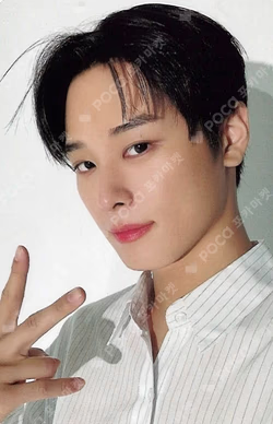 THE BOYZ WORLD TOUR : ZENERATION Ⅱ in JAPAN RANDOM TRADING CARD CARD HOLDER JUYEON photocard image