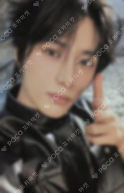 The Star Chapter: TOGETHER Mini Book Keyring Ver. Starlight Ver. BEOMGYU photocard image