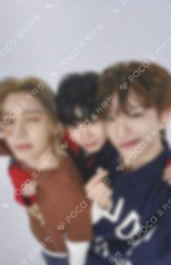 BOYNEXTDOOR TOUR KNOCK ON Vol.1 ENCORE IN JAPAN S/S T-SHIRT(STRIPE) Unit photocard image