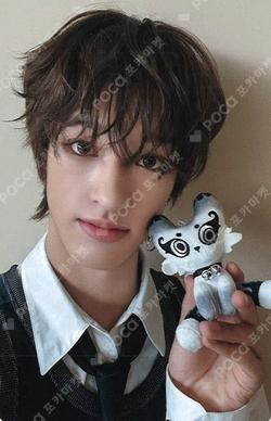 NALLINA HOOD ZIP-UP SEITA photocard image