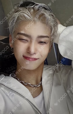 X-82 TOWER RECORDS LUCKY DRAW Kim Do Gyun photocard image