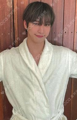 2025 Season's Greetings [take a mOment] fromm store Nine photocard image