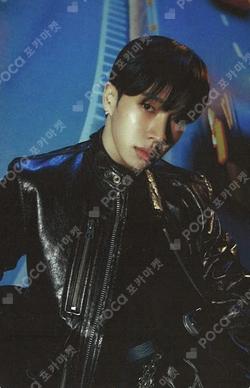 From Real to Surreal Platform ver. SURREAL A VER. LEE GI KWANG photocard image