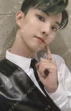 CHASE BEATROAD Q photocard image