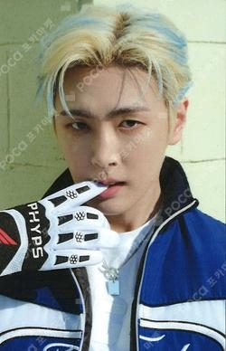 LOVE RACE TOWER RECORDS JAEYOON photocard image