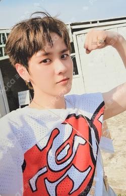 BIG BANDS OFF Ver. KUN photocard image