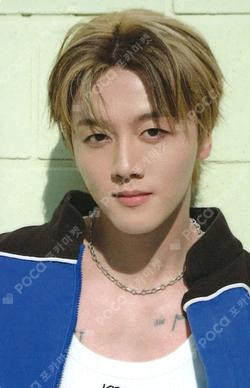 LOVE RACE TOWER RECORDS YOUNGBIN photocard image