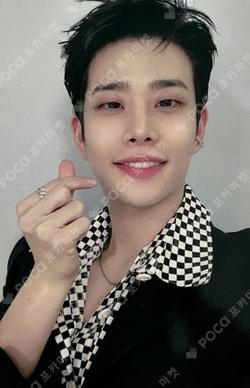 All Yours Void Cafe MJ photocard image