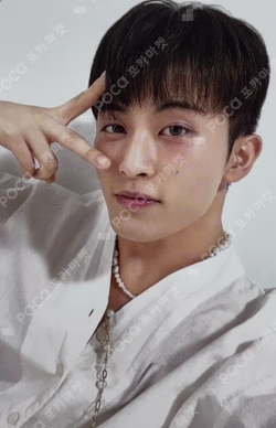 2024 SEASON'S GREETINGS RANDOM TRADING CARD