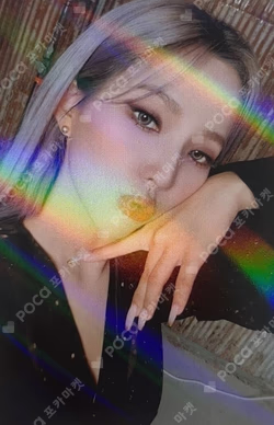 I burn MAKESTAR SOYEON photocard image