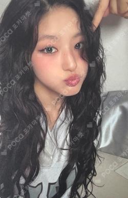 2025 KISS OF LIFE 1st WORLD TOUR [KISS ROAD] in SEOUL ENCORE UNIFORM T-SHIRT HANEUL photocard image