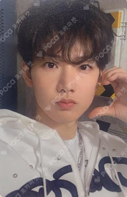 2025 TREASURE FAN CONCERT [SPECIAL MOMENT] IN JAPAN CD/DVD BOOTH BLUE VER. JUNKYU photocard image