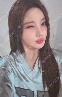2025 KISS OF LIFE 1st WORLD TOUR [KISS ROAD] in SEOUL ENCORE UNIFORM T-SHIRT BELLE photocard image
