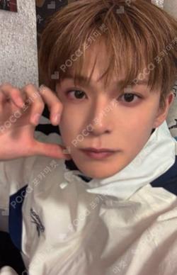 2025 TREASURE FAN CONCERT [SPECIAL MOMENT] IN JAPAN CD/DVD BOOTH BLUE VER. ASAHI photocard image