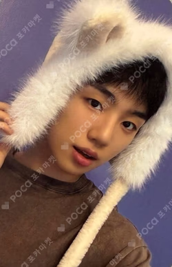HOT MESS MAKESTAR