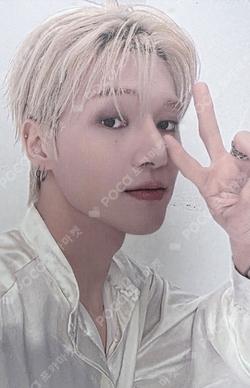ATEEZ 2025 WORLD TOUR [IN YOUR FANTASY] IN NORTH AMERICA FOOTBALL UNIFORM WOOYOUNG photocard image