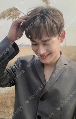 April, And A Flower Kit CHEN  photocard image