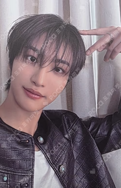 ATEEZ 2025 WORLD TOUR [IN YOUR FANTASY] IN NORTH AMERICA ACRYLIC TURNING STAND