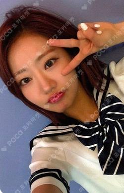 224 MAKESTAR JULIE photocard image