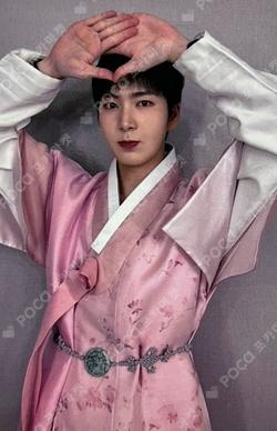 LOVE ME LIKE DEAR MY MUSE KEVIN photocard image