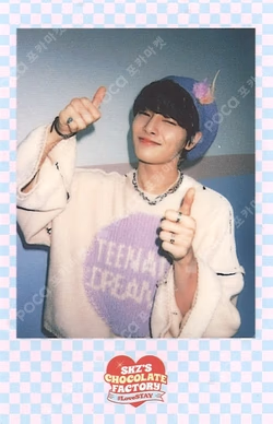 Stray Kids 2ND #LoveSTAY SKZ’S CHOCOLATE FACTORY SKZOO GOODS PRE-ORDER SPECIAL GIFT