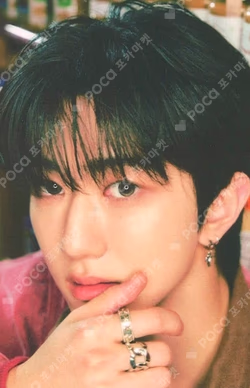 YOUNI-T POCAALBUM Retrotopia Ver. KYUNGMUN photocard image